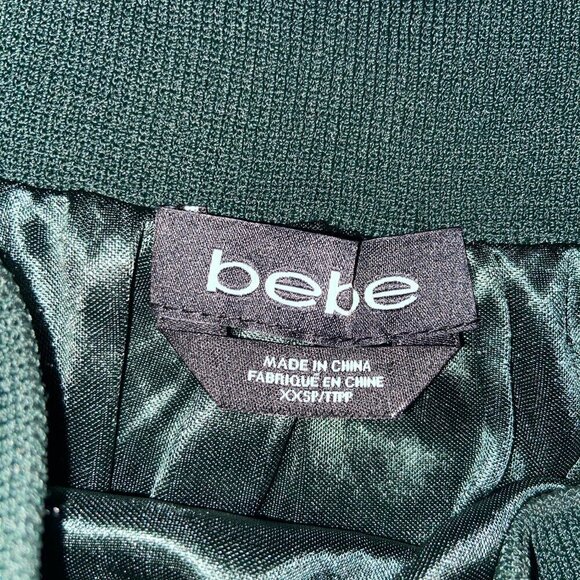 Bebe Green Lace Long Sleeve Top and Skirt Size XXS New - Picture 5 of 8